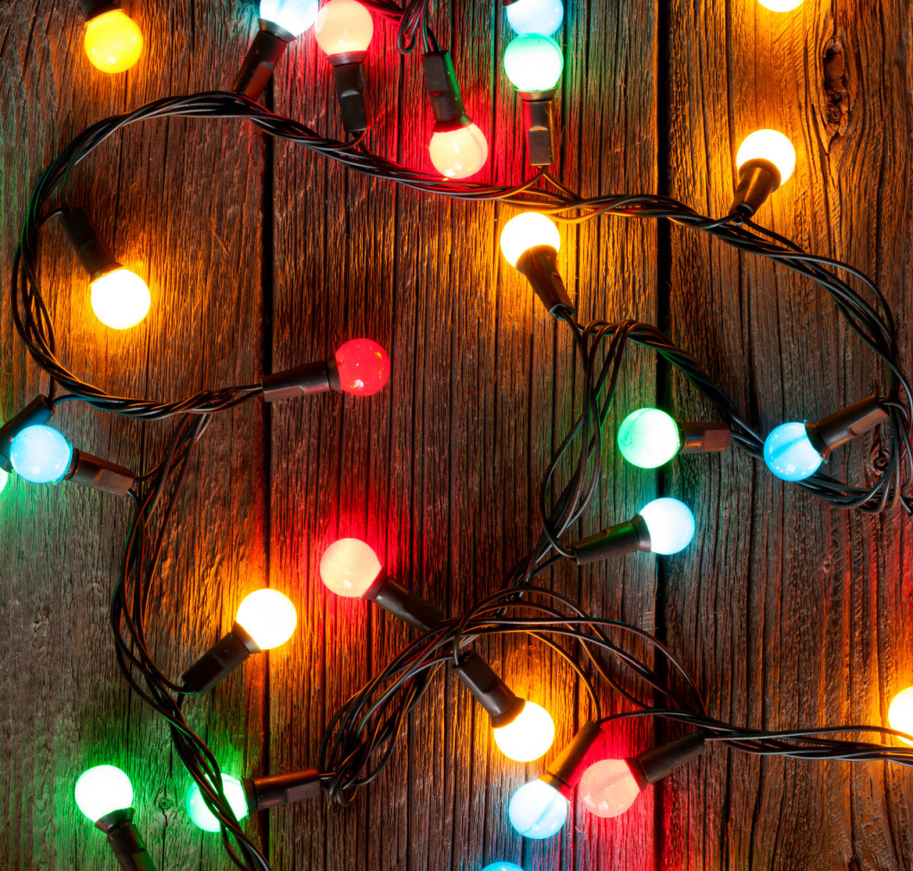 圣诞彩灯的辐照度光谱测量